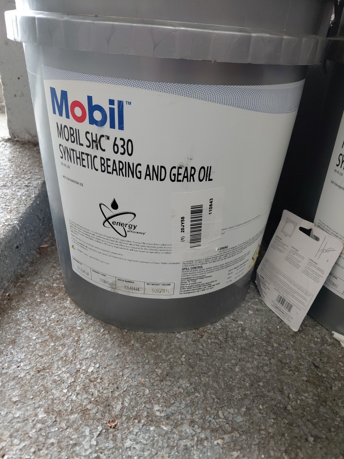 Mobil SHC 630 Synthetic Bearing & Gear Oil ISO VG 220 5-Gallon 110843