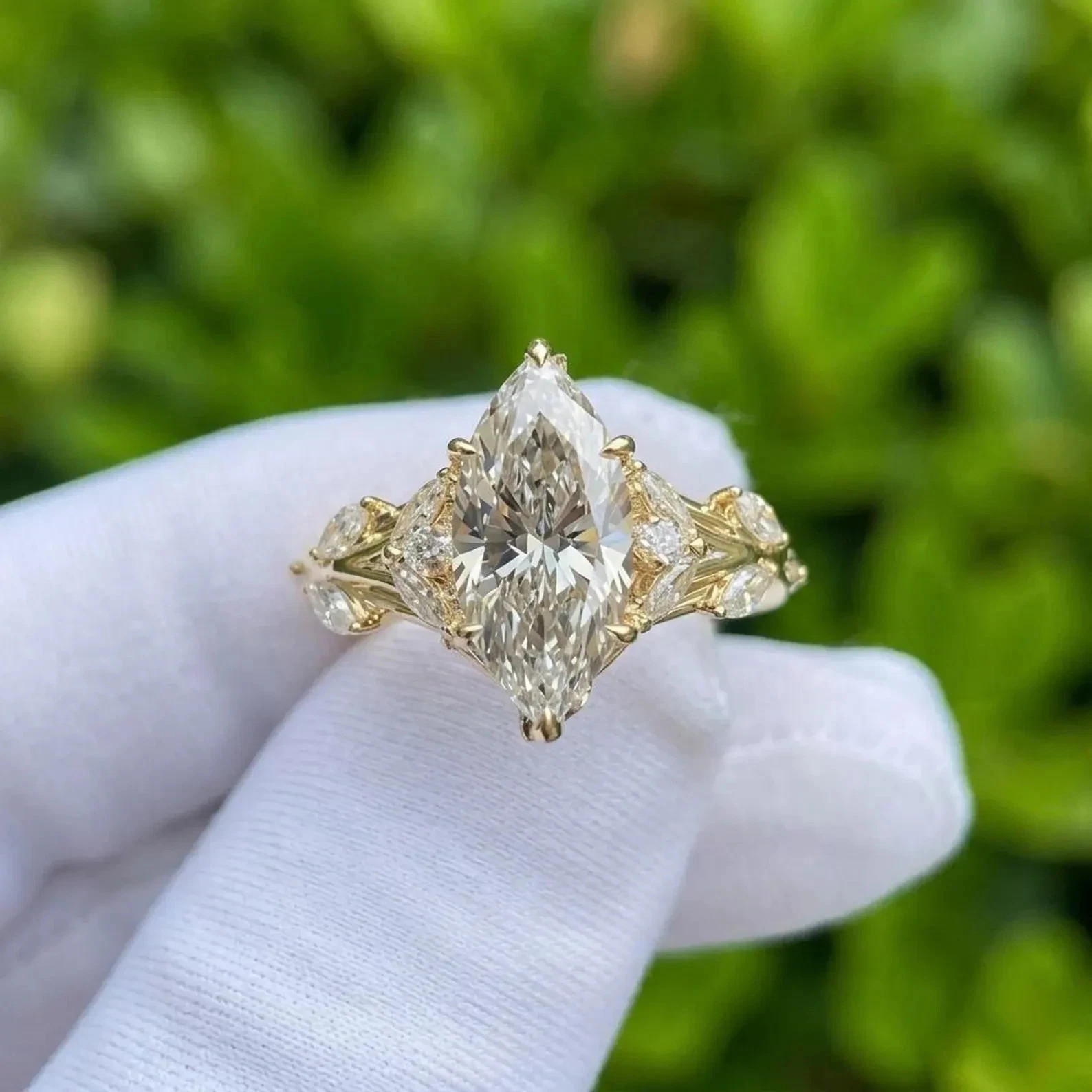 Lab Grown Diamond 4.20Ct Marquise E/VS1 Solitaire Wedding Ring 14K Yellow Gold