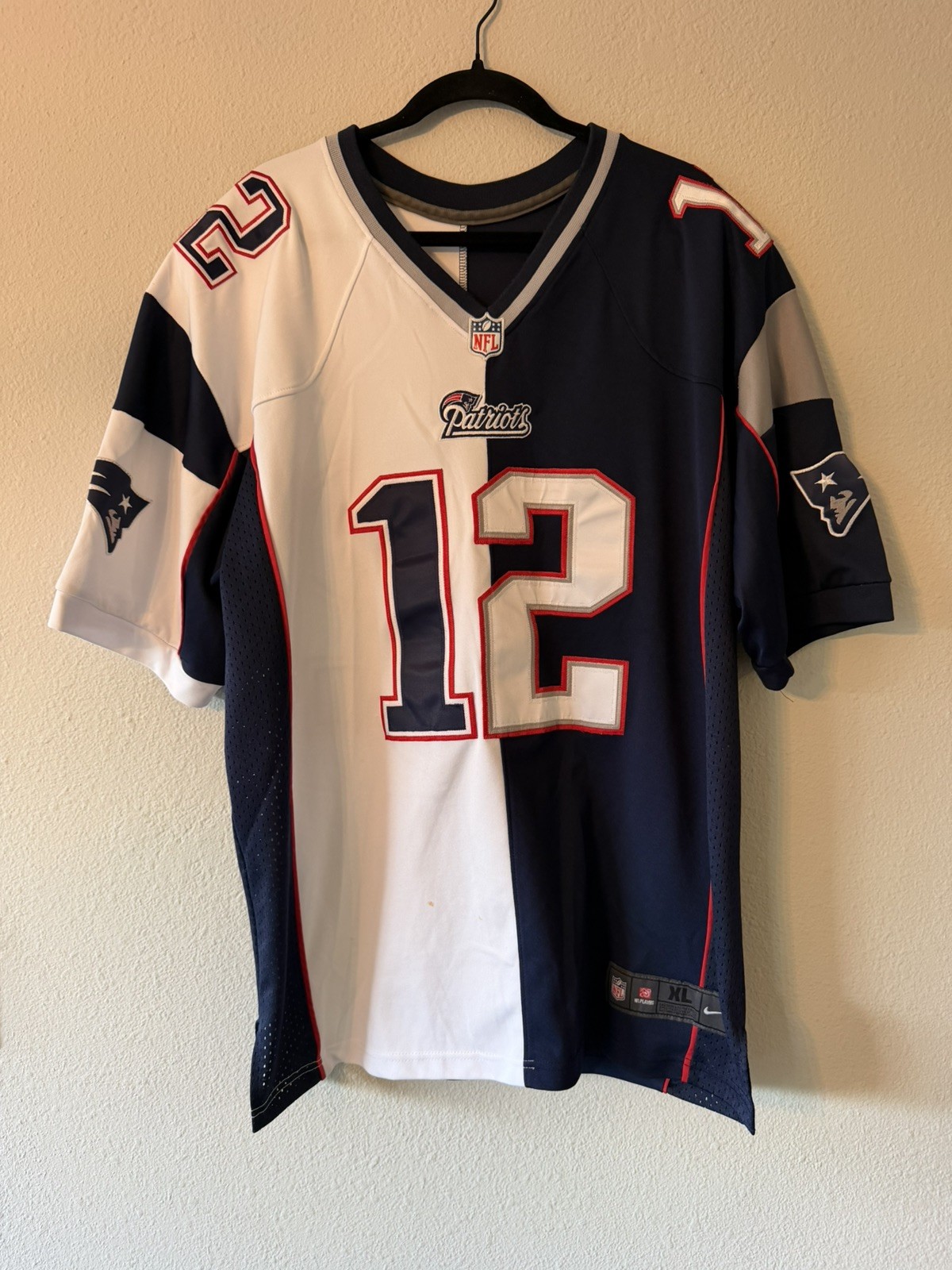 Tom Brady New England Patriots Nike On Field Stitched Split Jersey Mens Size XL Tom Brady New England Patriots Nike On Field Stitched Split Jersey Mens Size XL