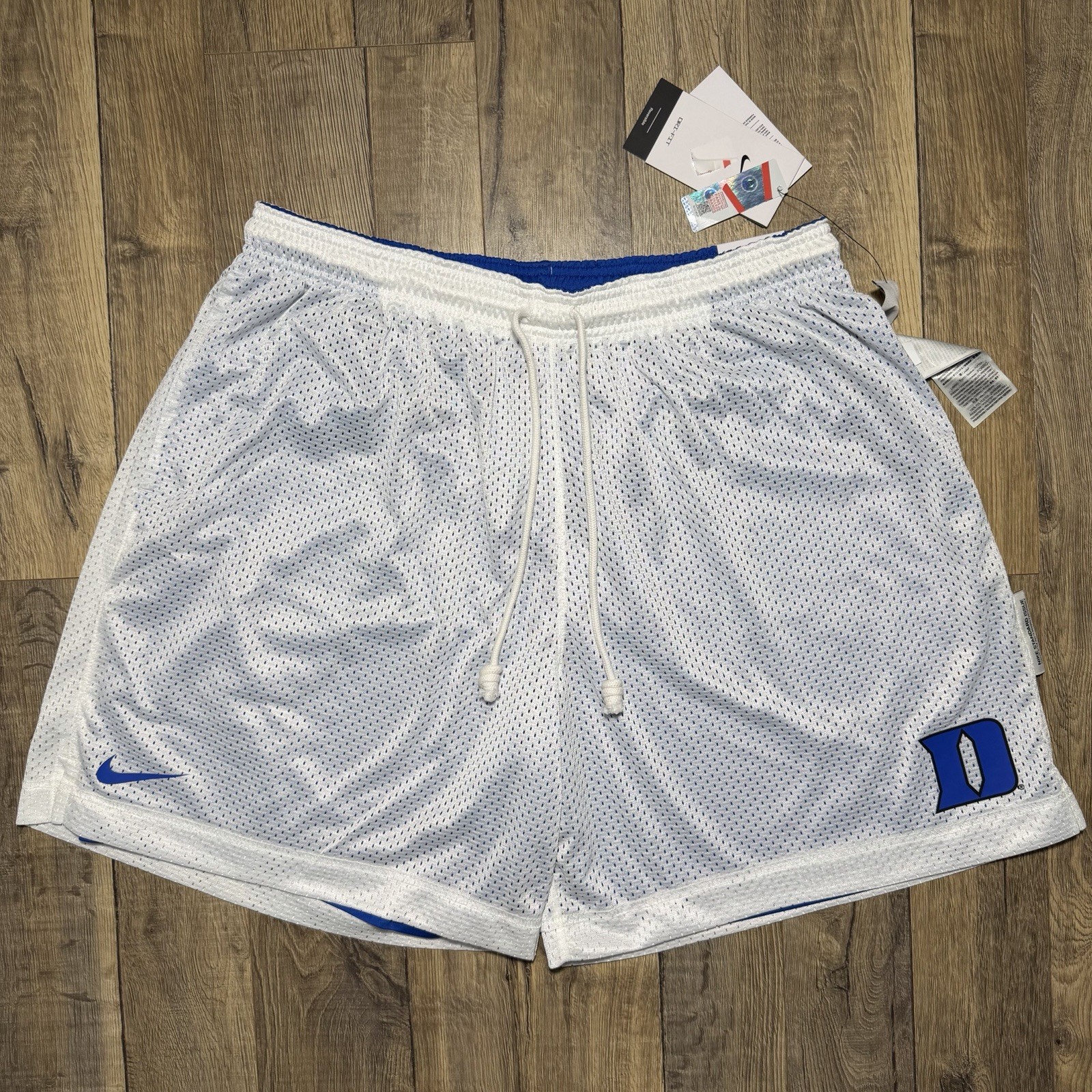 Duke Blue Devils Nike Sideline Standard Issue Reversible Performance Shorts XL Duke Blue Devils Nike Sideline Standard Issue Reversible Performance Shorts XL