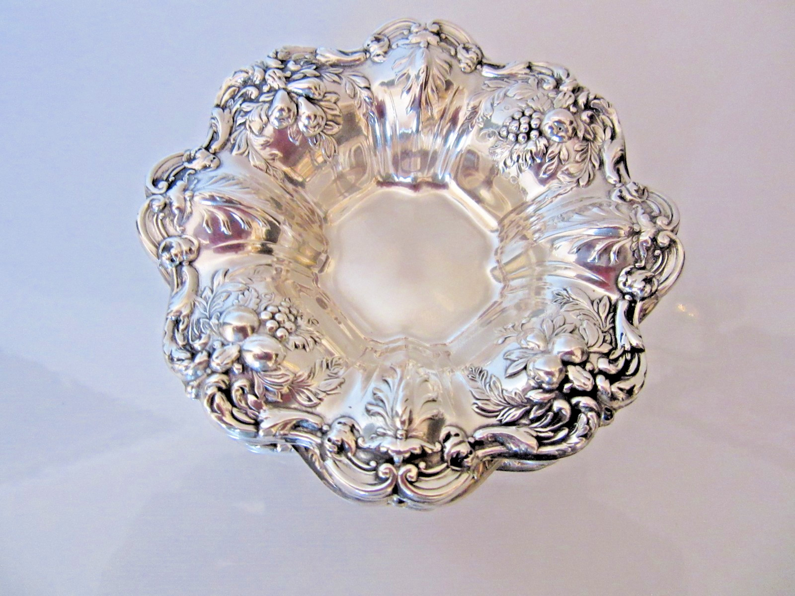 Reed & Barton  Sterling Silver  X 569 Francis I  Cup Nut Dish 49 grams 1.575 ozt