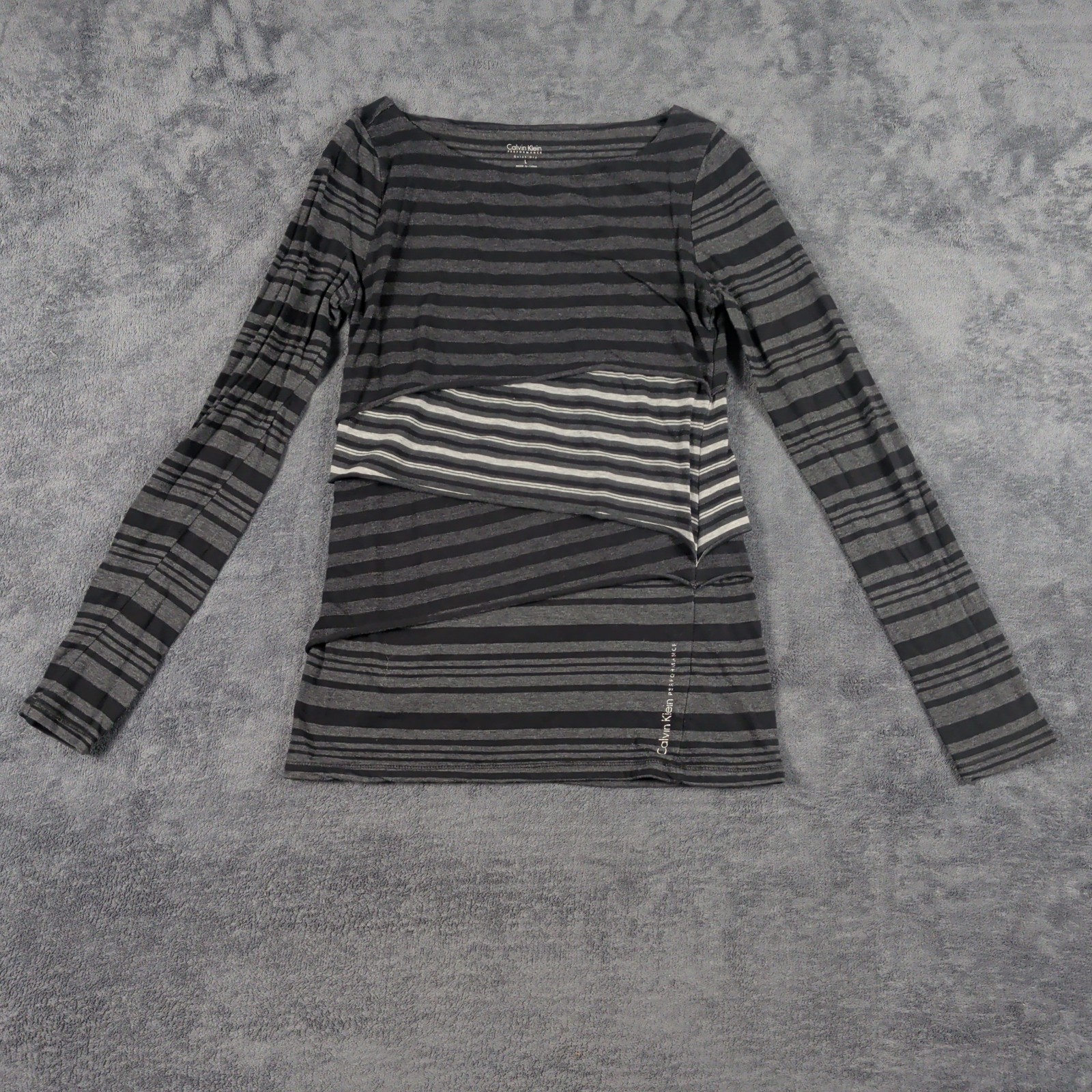 Calvin Klein Performance Women\'s Large Gray Striped Long Sleeve Layered Top Calvin Klein Performance Women\'s Large Gray Striped Long Sleeve Layered Top