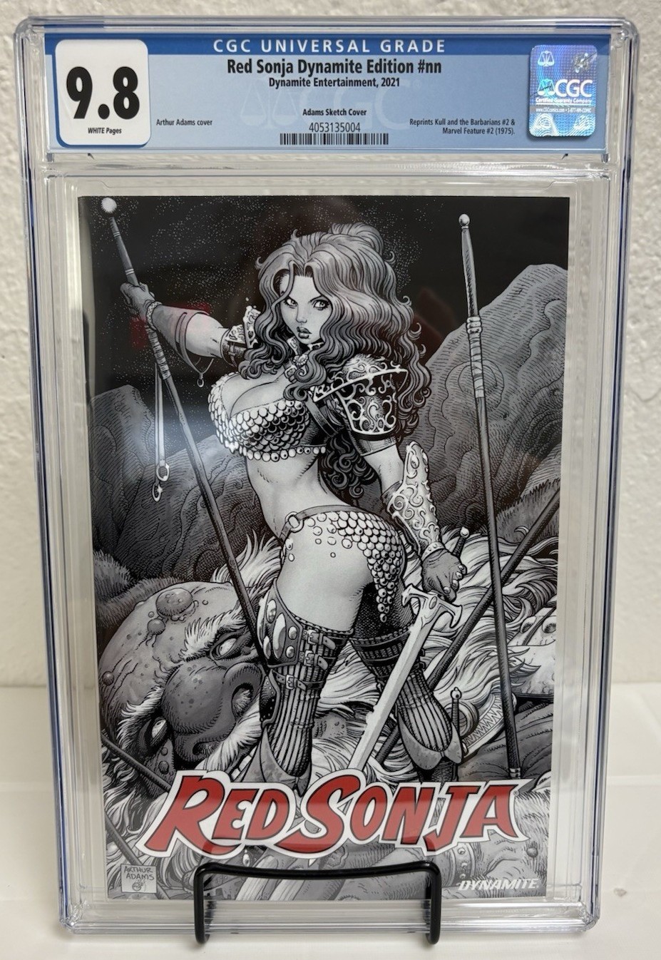 ARTHUR ADAMS Invincible Red Sonja #1 INDIEGOGO Black/White Variant CGC 9.8 RARE ARTHUR ADAMS Invincible Red Sonja #1 INDIEGOGO Black/White Variant CGC 9.8 RARE