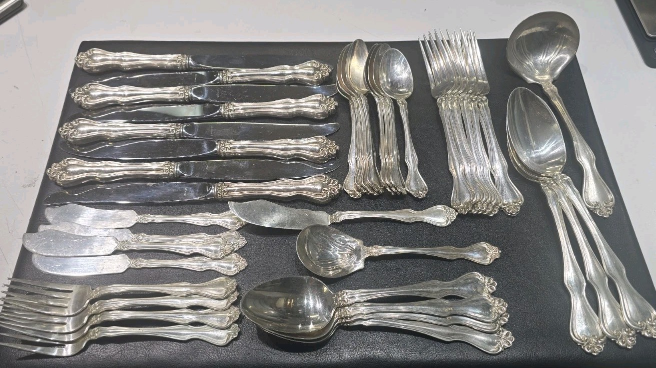 Westmorland George & Martha Sterling Silverwear 41 Piece Westmorland George & Martha Sterling Silverwear 41 Piece