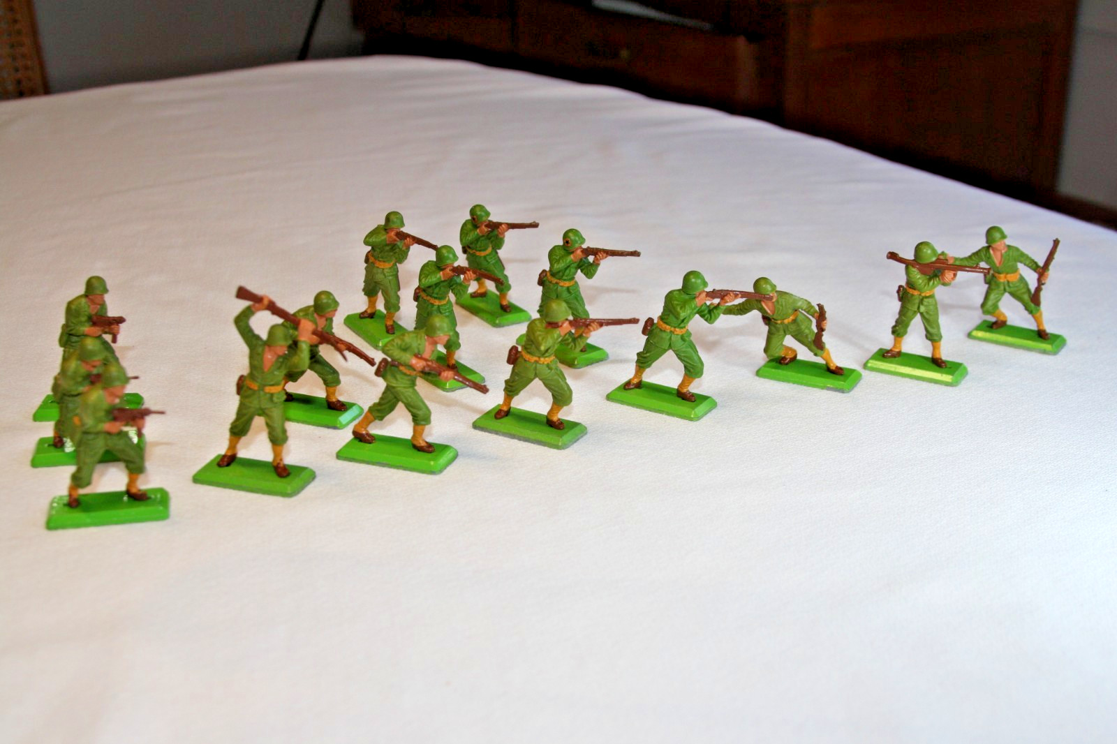 15 Britains Deetail LtD WWII U.S. Infantry 1971 Grenade Bazooka