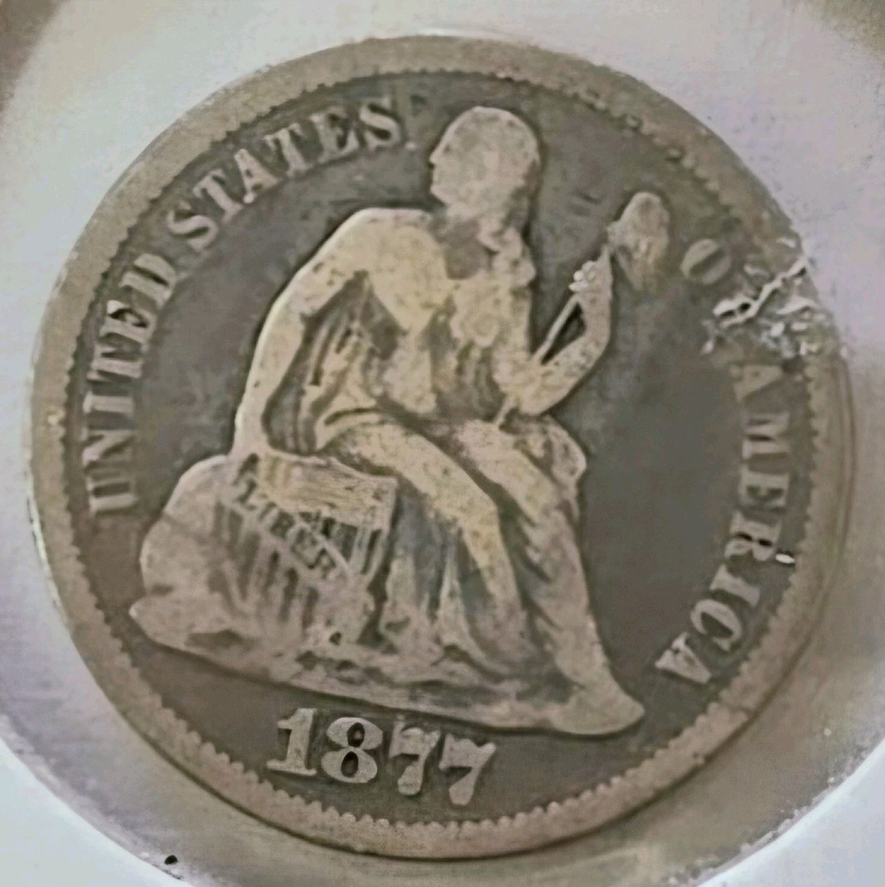 1877 P Philadelphia US SEATED LIBERTY DIME 90% SILVER 0.0723tr oz = 2.249 grams 