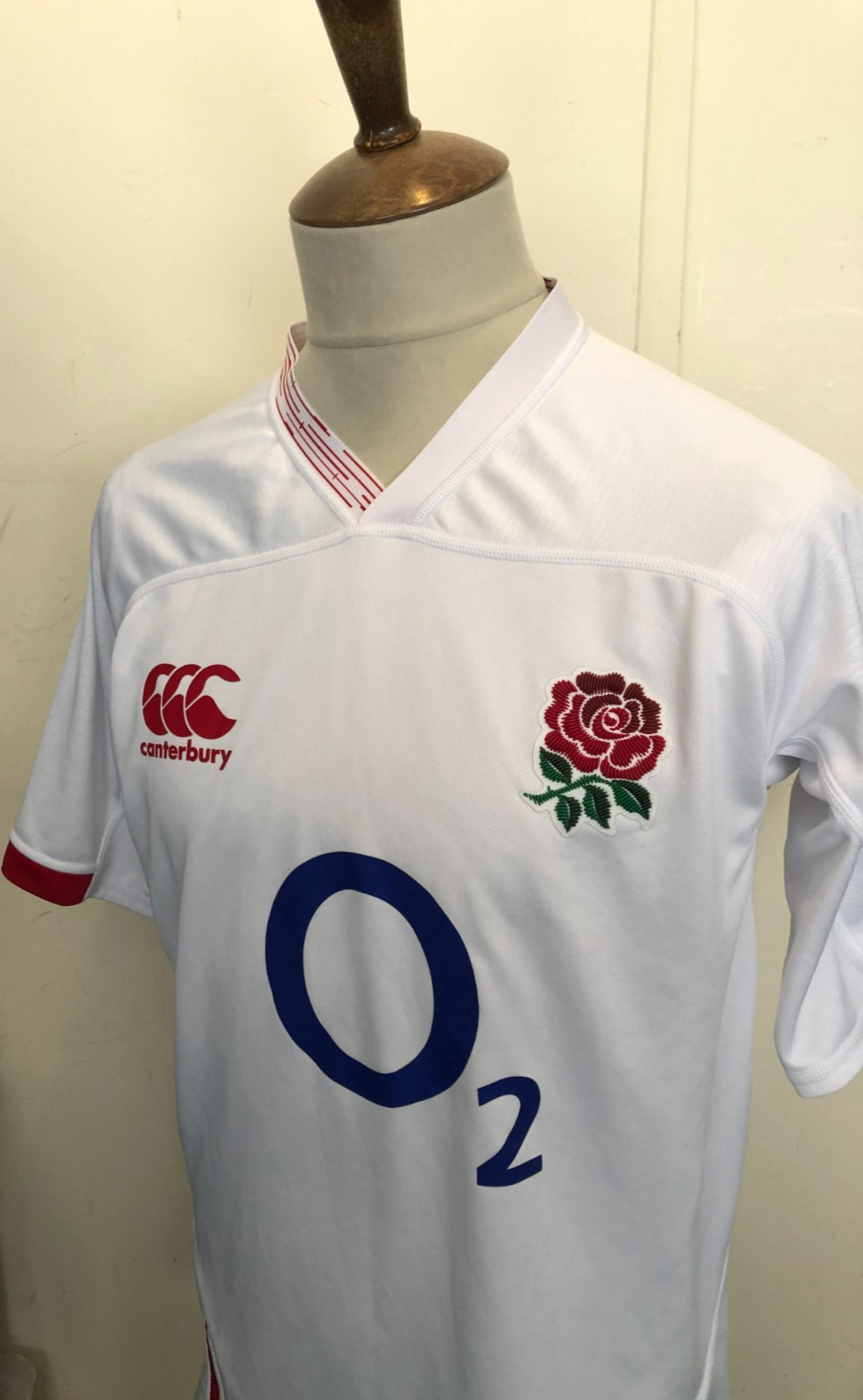 ENGLAND RUGBY UNION SHIRT SIZE LARGE CANTERBURY.