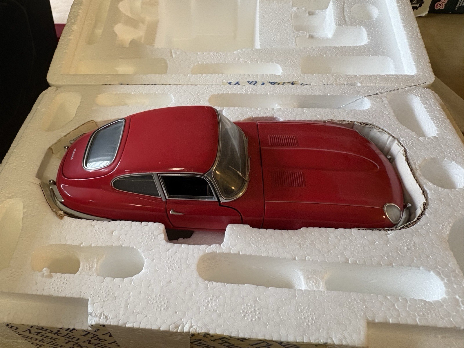 Franklin Mint, Diecast 1961 Jaguar E… Brand New Franklin Mint, Diecast 1961 Jaguar E… Brand New