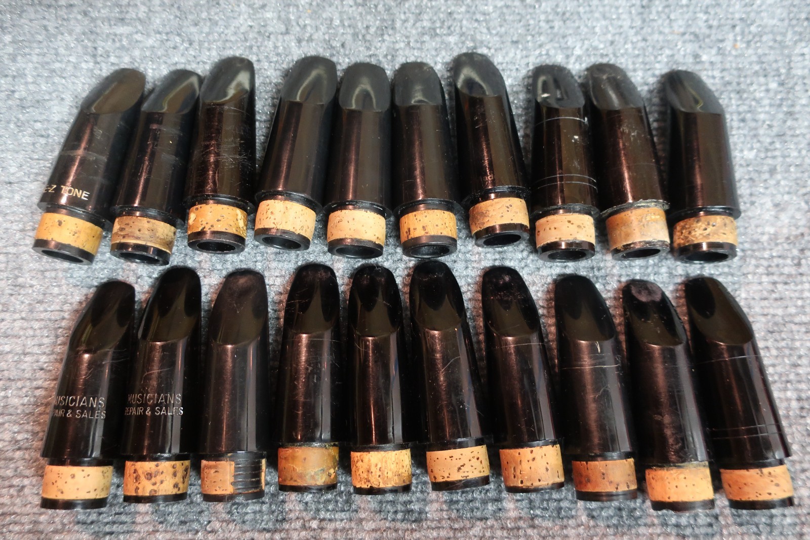 (1) Randomly Selected Unknown Maker Clarinet Hard Rubber Mouthpiece 20 Available