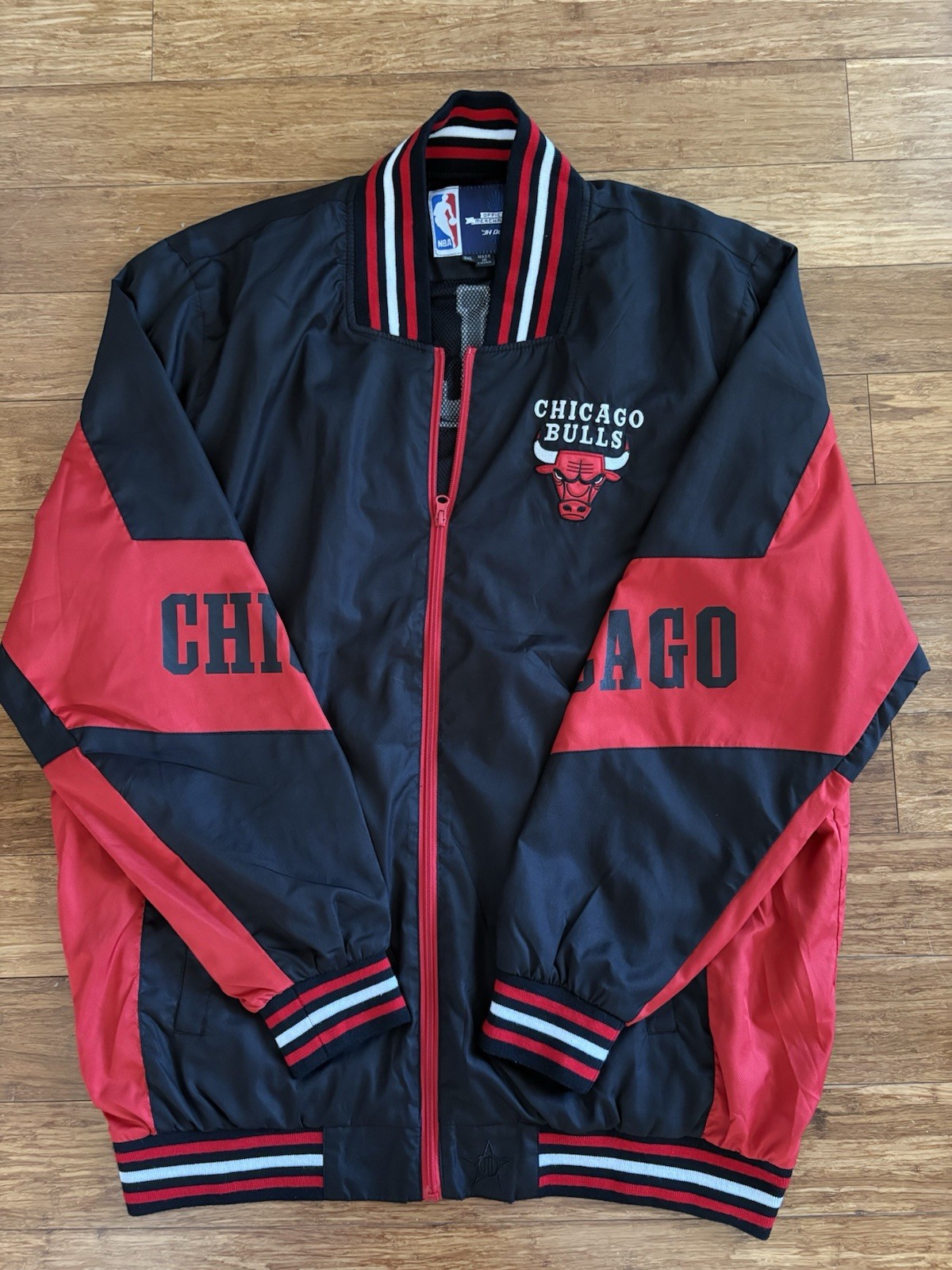 Vintage Mid-2000s JH Design Chicago Bulls Warmup Windbreaker Jacket - Size 3XL
