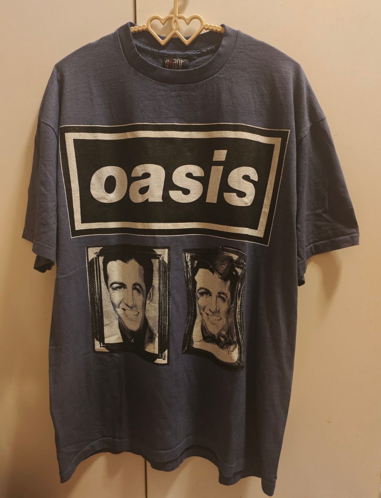 Vintage Style Oasis Supersonic T Shirt 1994 Tour Britpop Reprint Giant Tag XL Vintage Style Oasis Supersonic T Shirt 1994 Tour Britpop Reprint Giant Tag XL