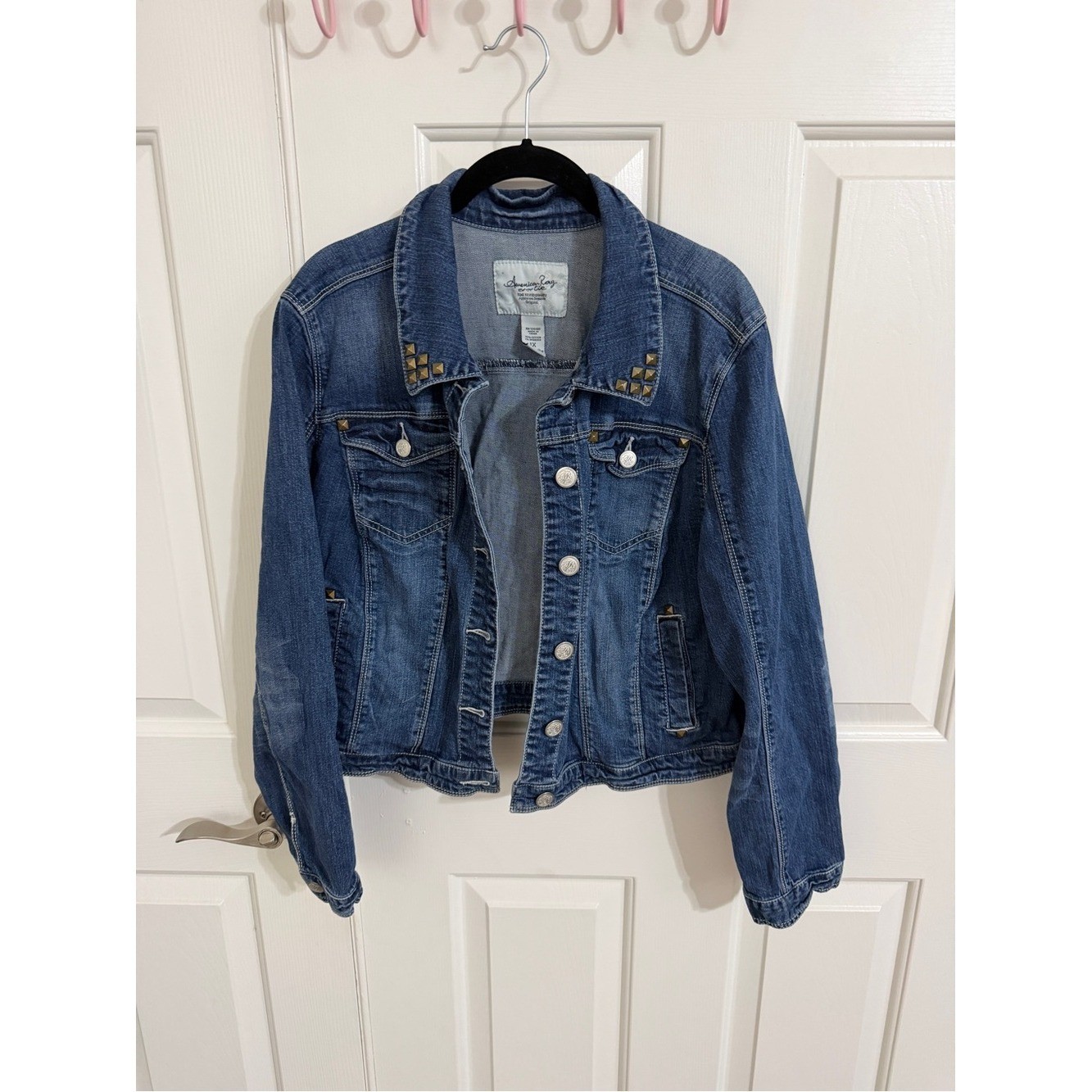 American Rag Cie Womens 1X Studded Denim Jean Jacket Blue Brass Pyramid Western