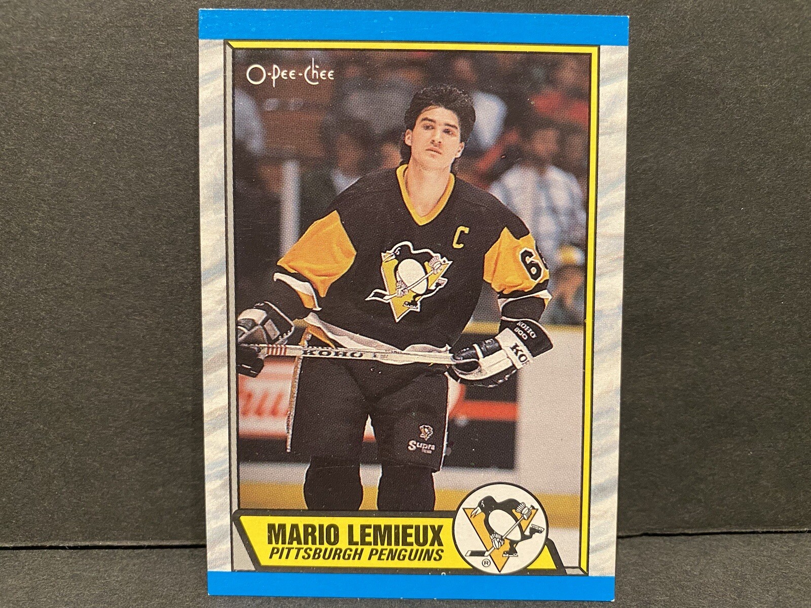 1989-90 O-Pee-Chee Mario Lemieux #1 Hockey Card NHL Pittsburgh Penguins Lemieux 1989-90 O-Pee-Chee Mario Lemieux #1 Hockey Card NHL Pittsburgh Penguins Lemieux