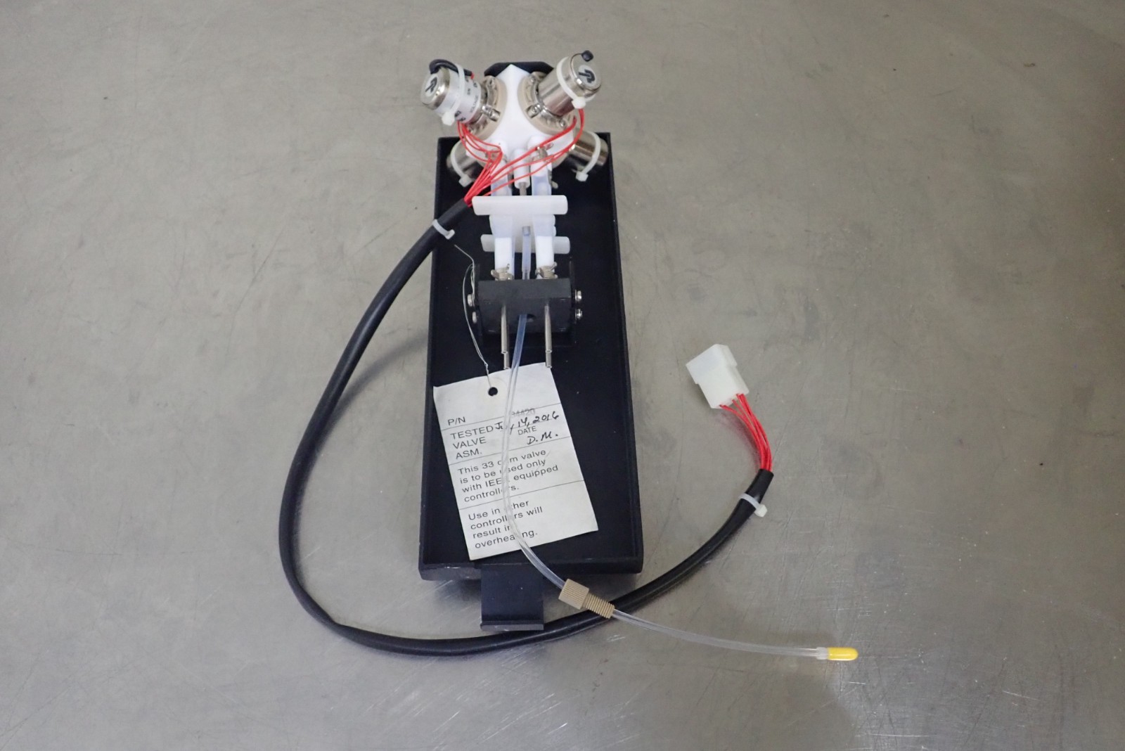 Parker 3442 018-0065-902 Multichannel PTFE Manifold Valve Assembly Parker 3442 018-0065-902 Multichannel PTFE Manifold Valve Assembly