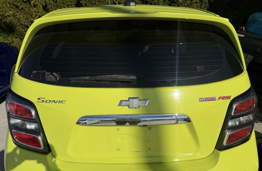 Trunk/Hatch/Tailgate Trunk/Hatch/Tailgate