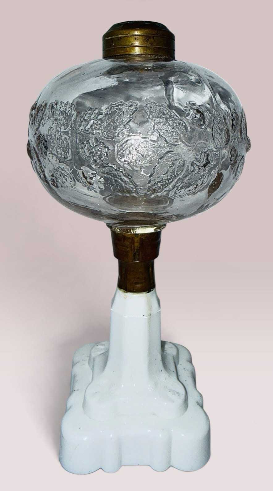 Antique BLACKBERRY Kerosene Oil Stand Lamp w/ Matching Speckled White Glass Base Antique BLACKBERRY Kerosene Oil Stand Lamp w/ Matching Speckled White Glass Base