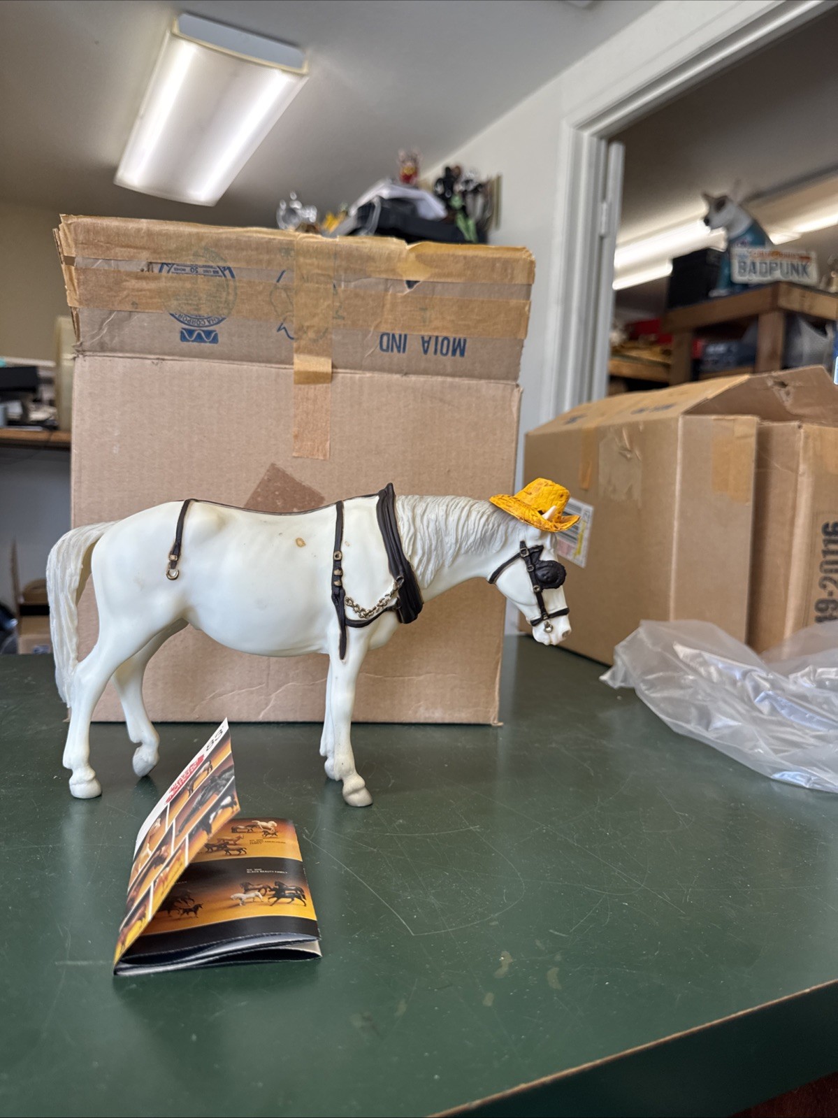 Vintage Breyer Old Timer with Yellow Hat Alabaster #200 Montgomery Ward 48T62679 Vintage Breyer Old Timer with Yellow Hat Alabaster #200 Montgomery Ward 48T62679