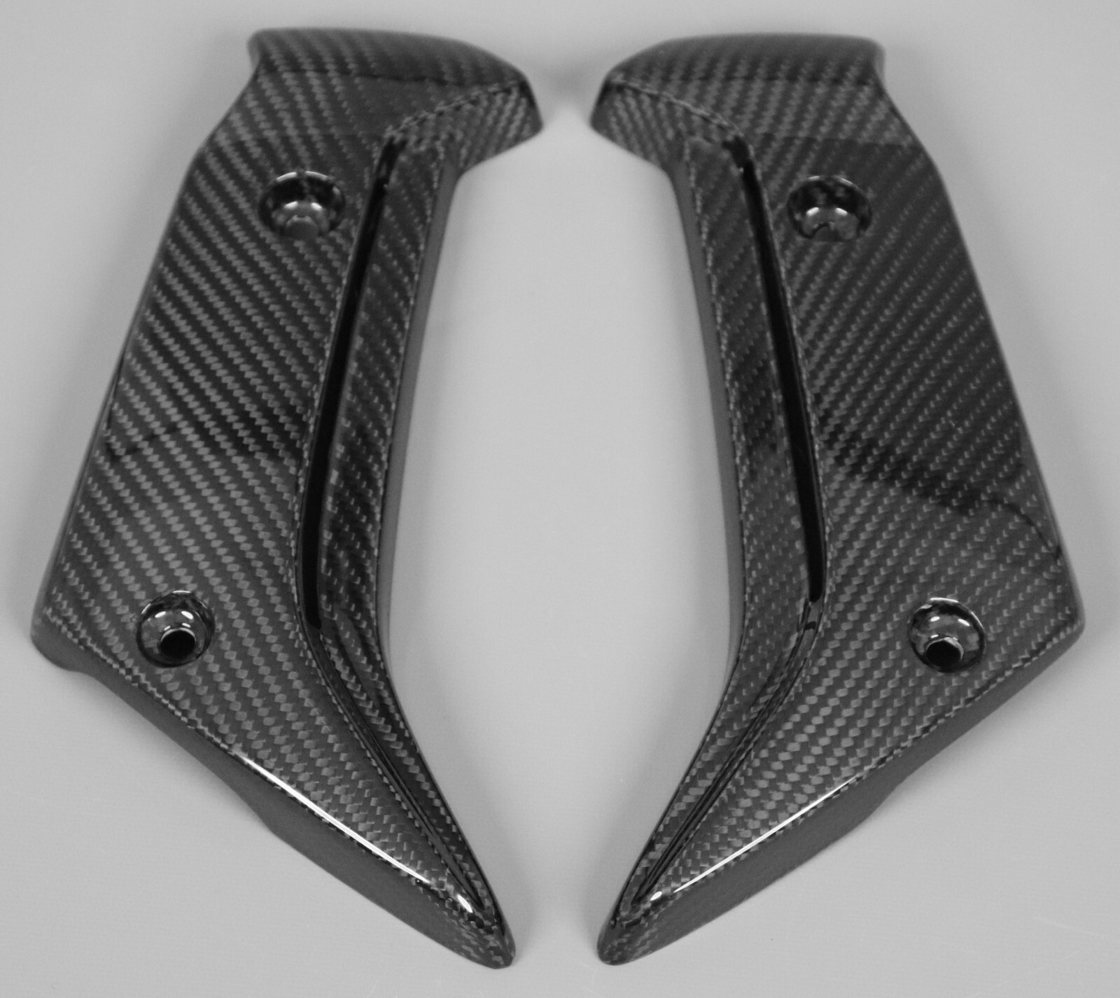 2006-2015 Yamaha FZ1 Fazer Radiator Covers (Fairing Version) - 100% Carbon Fiber 2006-2015 Yamaha FZ1 Fazer Radiator Covers (Fairing Version) - 100% Carbon Fiber