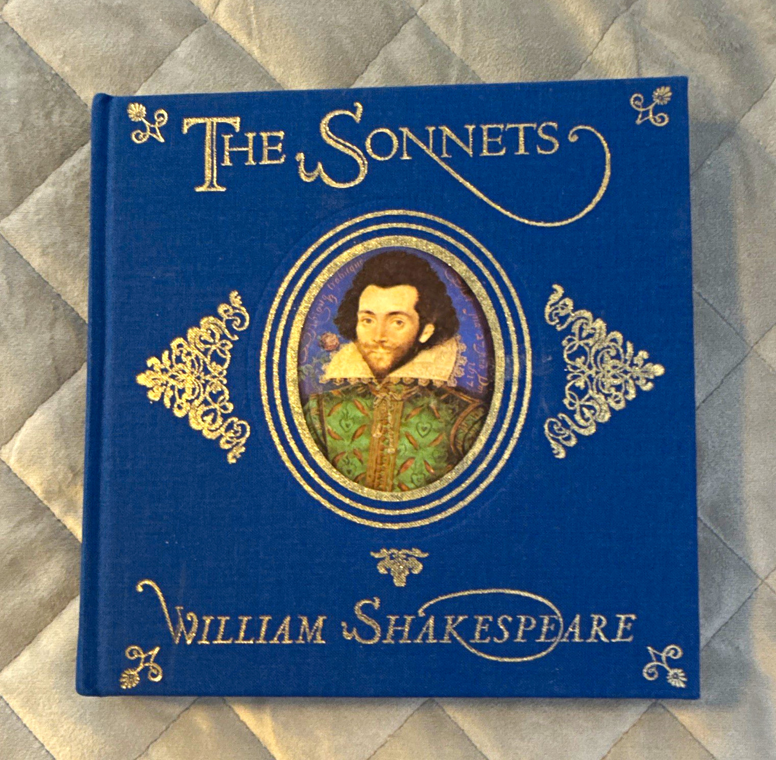 The Sonnets by William Shakespeare Hardcover Illustrated First Edition 1988