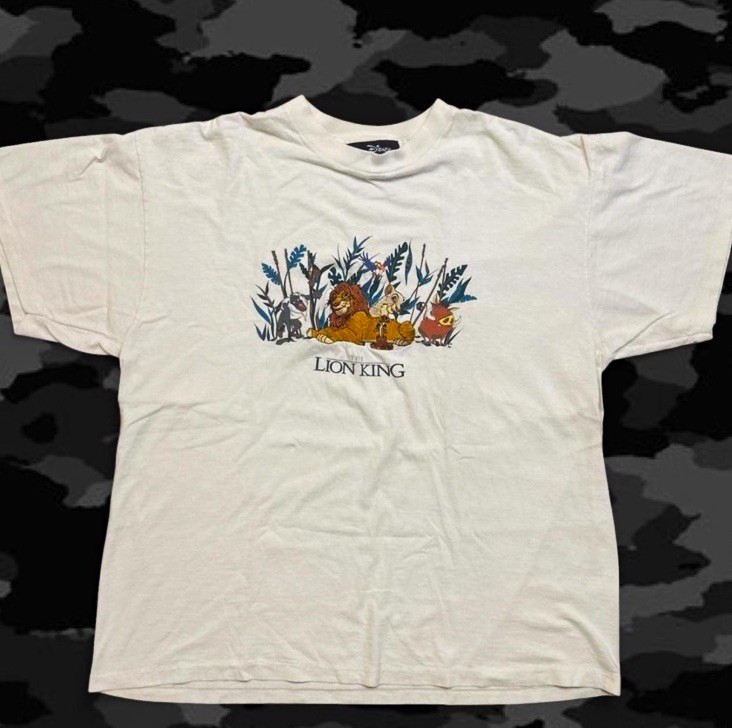 Vintage 90s Disney Originals Theme Parks Lion King Embroidered Shirt L/XL Vintage 90s Disney Originals Theme Parks Lion King Embroidered Shirt L/XL