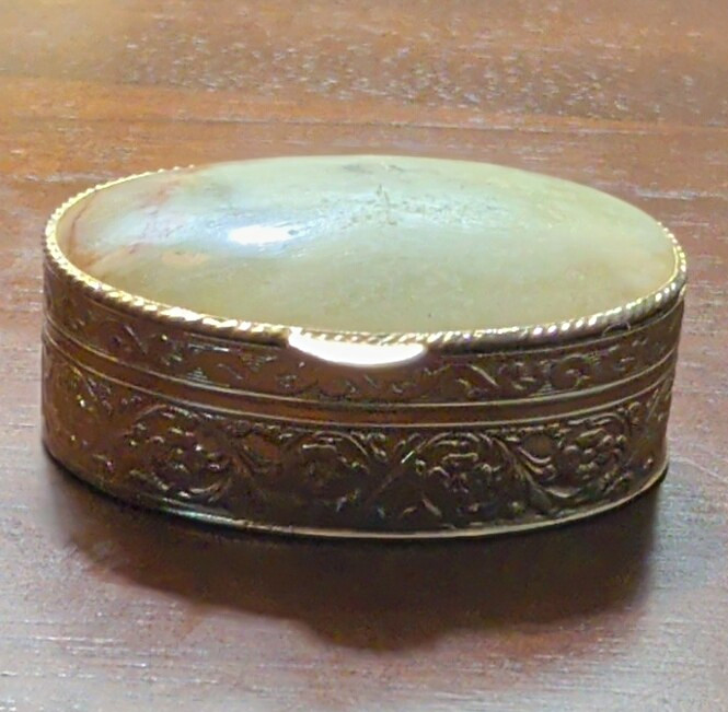 Oval Hinged Metal Trinket Box Gold Tone Floral Embossed Green Stone-Look Lid Oval Hinged Metal Trinket Box Gold Tone Floral Embossed Green Stone-Look Lid