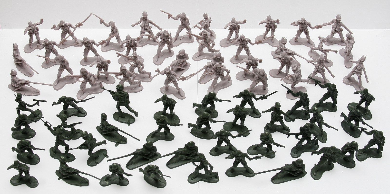 NEW 72 PCS ARMY MEN TOY SOLDIERS MILITARY FORCE GREEN PLASTIC FIGURINE FIGURE NEW 72 PCS ARMY MEN TOY SOLDIERS MILITARY FORCE GREEN PLASTIC FIGURINE FIGURE