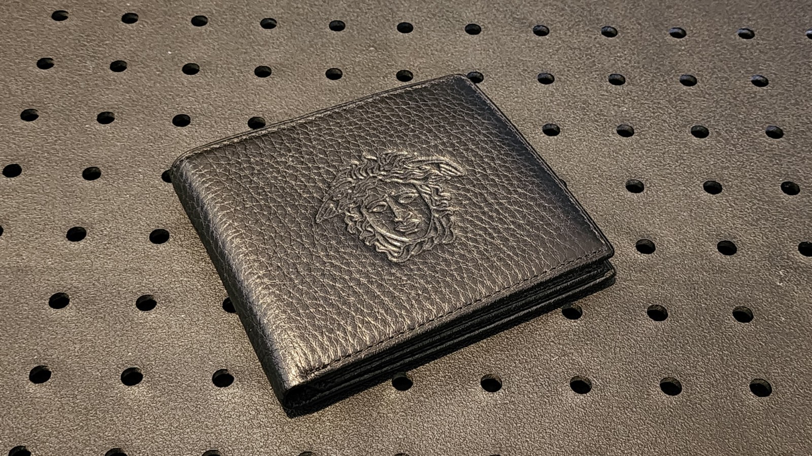 Vintage GIANNI VERSACE Men’s Embossed Medusa Black Leather Wallet