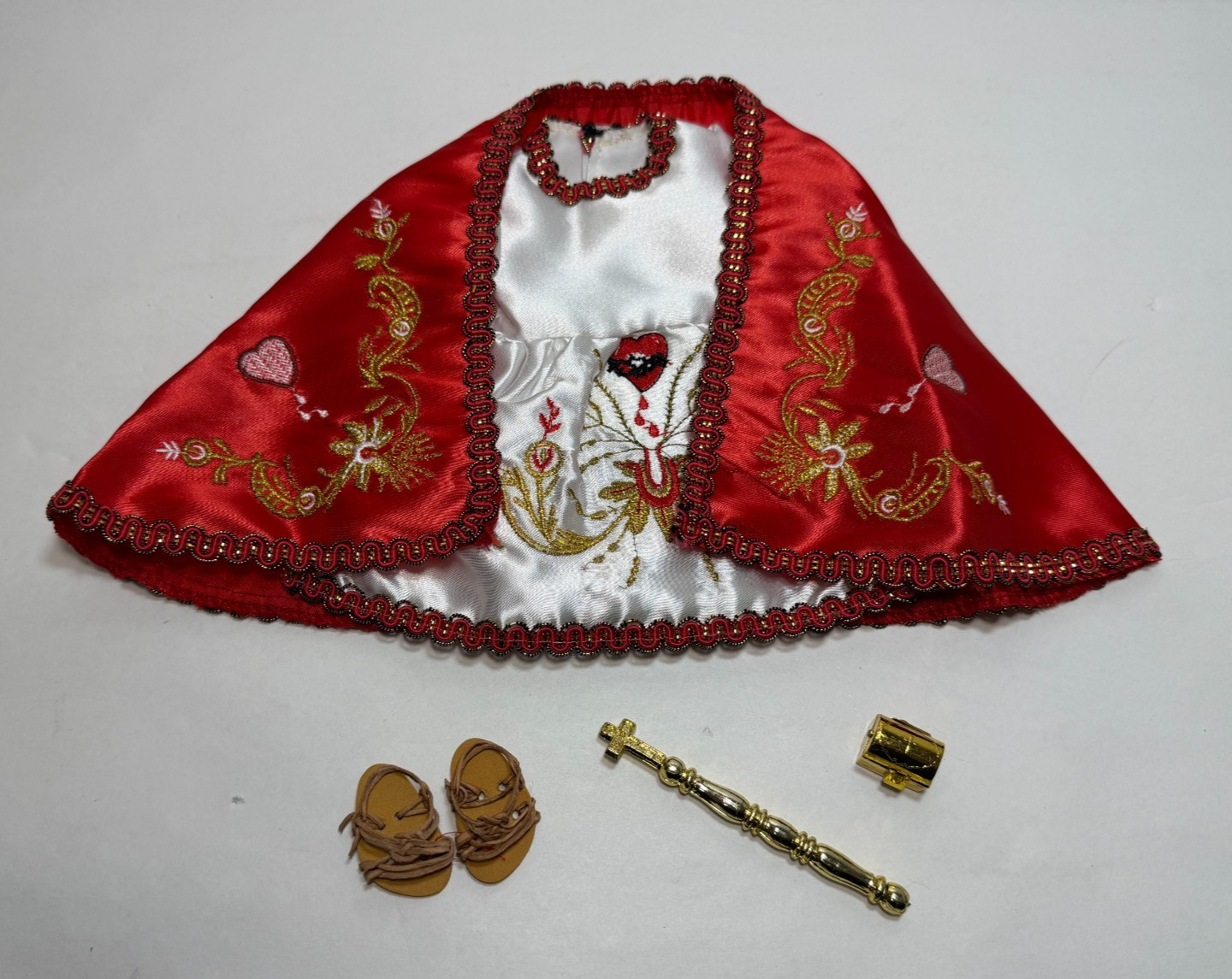 Cristo Rey Nino - Baby Jesus Costume White Dress Red Cape & Accessories Cristo Rey Nino - Baby Jesus Costume White Dress Red Cape & Accessories