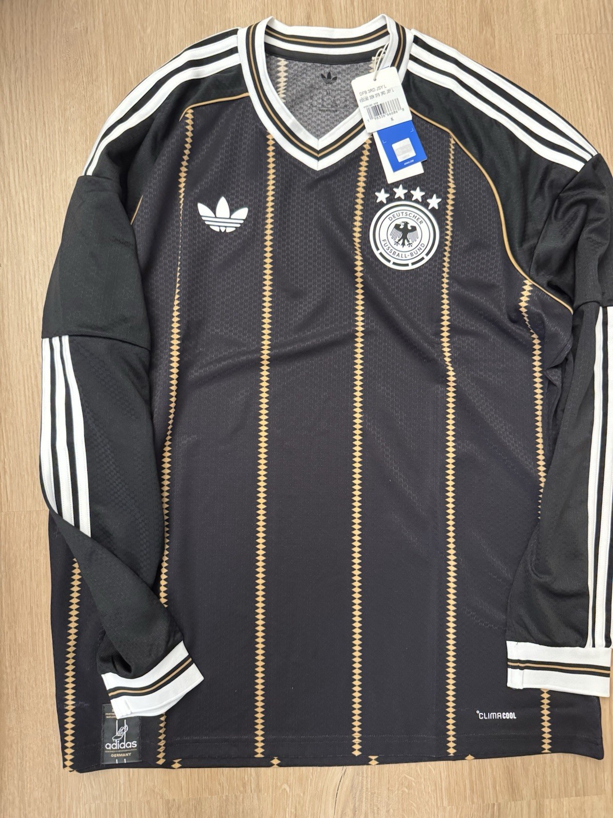 NWT Germany adidas 2026 Third Replica Long Sleeve Jersey Farewell XL NWT Germany adidas 2026 Third Replica Long Sleeve Jersey Farewell XL