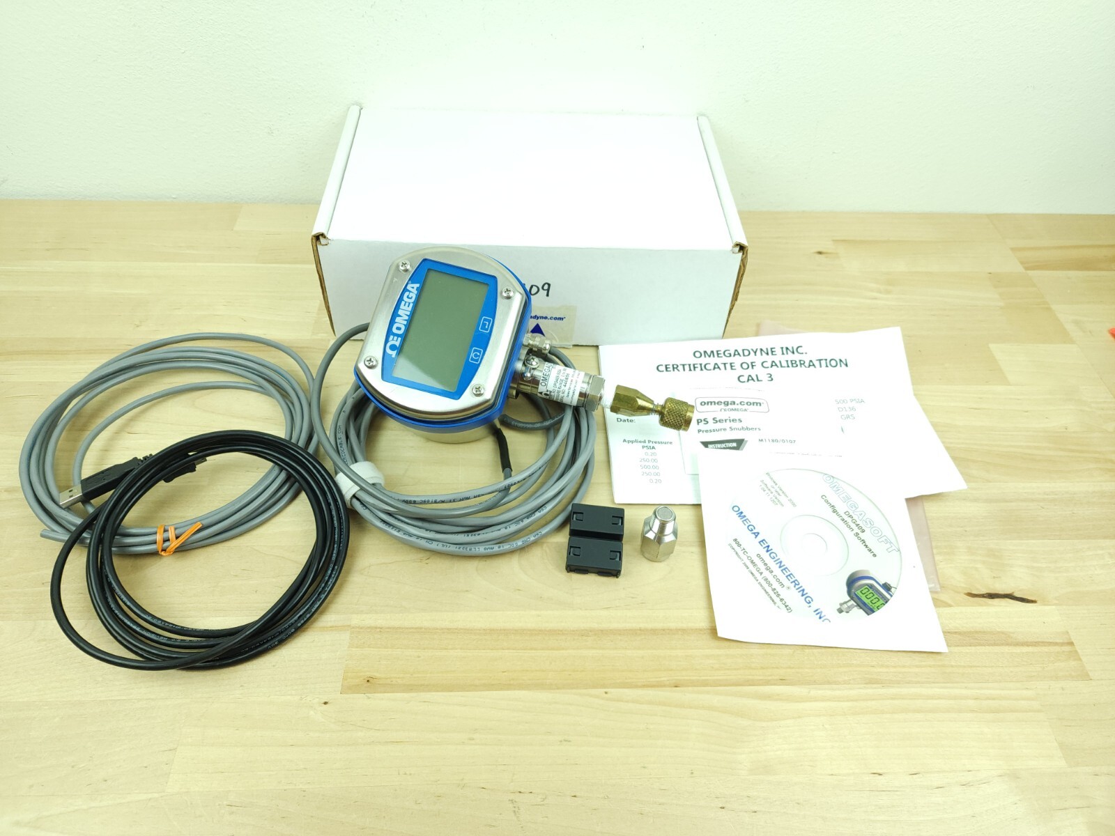 OMEGADYNE MODEL DPG409-500G DIGITAL PRESSURE GAUGE SET AND MANUALS - TESTED OMEGADYNE MODEL DPG409-500G DIGITAL PRESSURE GAUGE SET AND MANUALS - TESTED