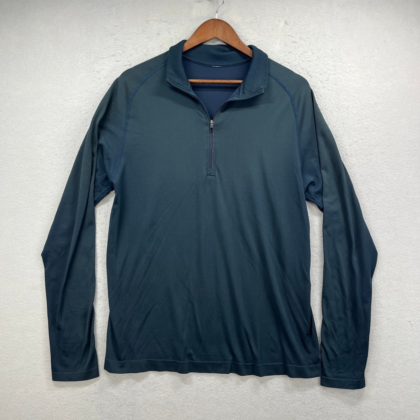 Lululemon Metal Vent Tech 1/2 Zip Pullover Mens L Teal Blue Active Athletic Gym