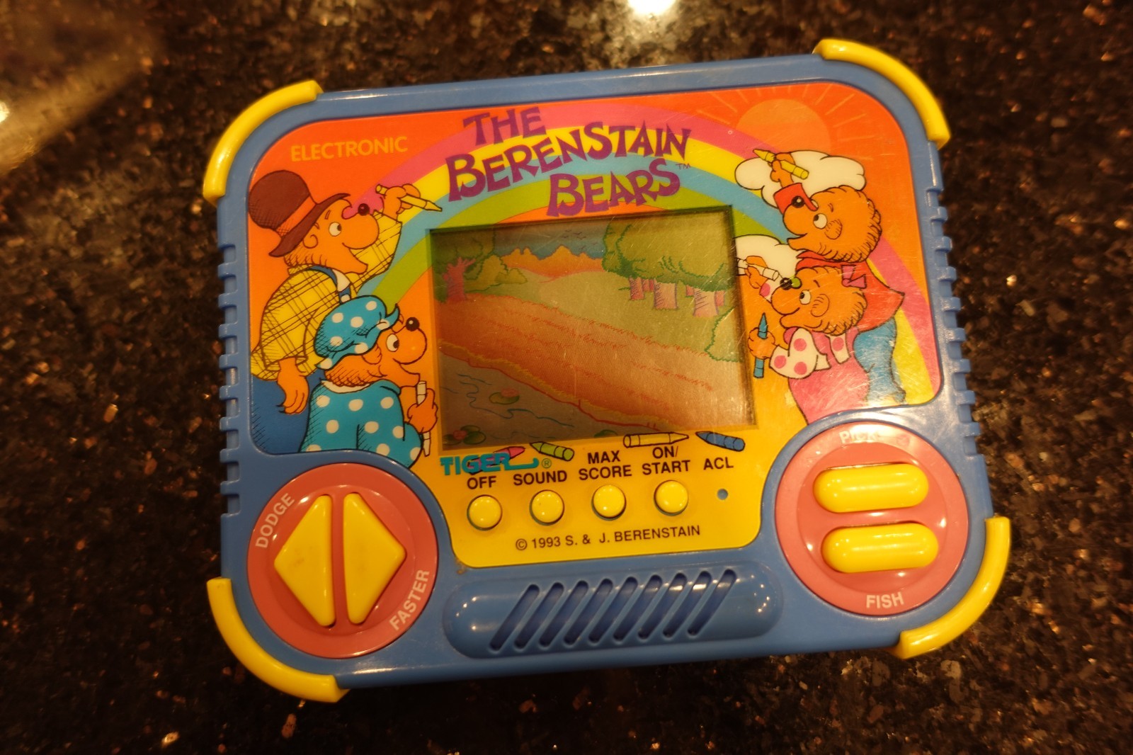 Vintage Tiger BERENSTAIN BEARS  Handheld Electronic   Video game  D5  HOLY GRAIL