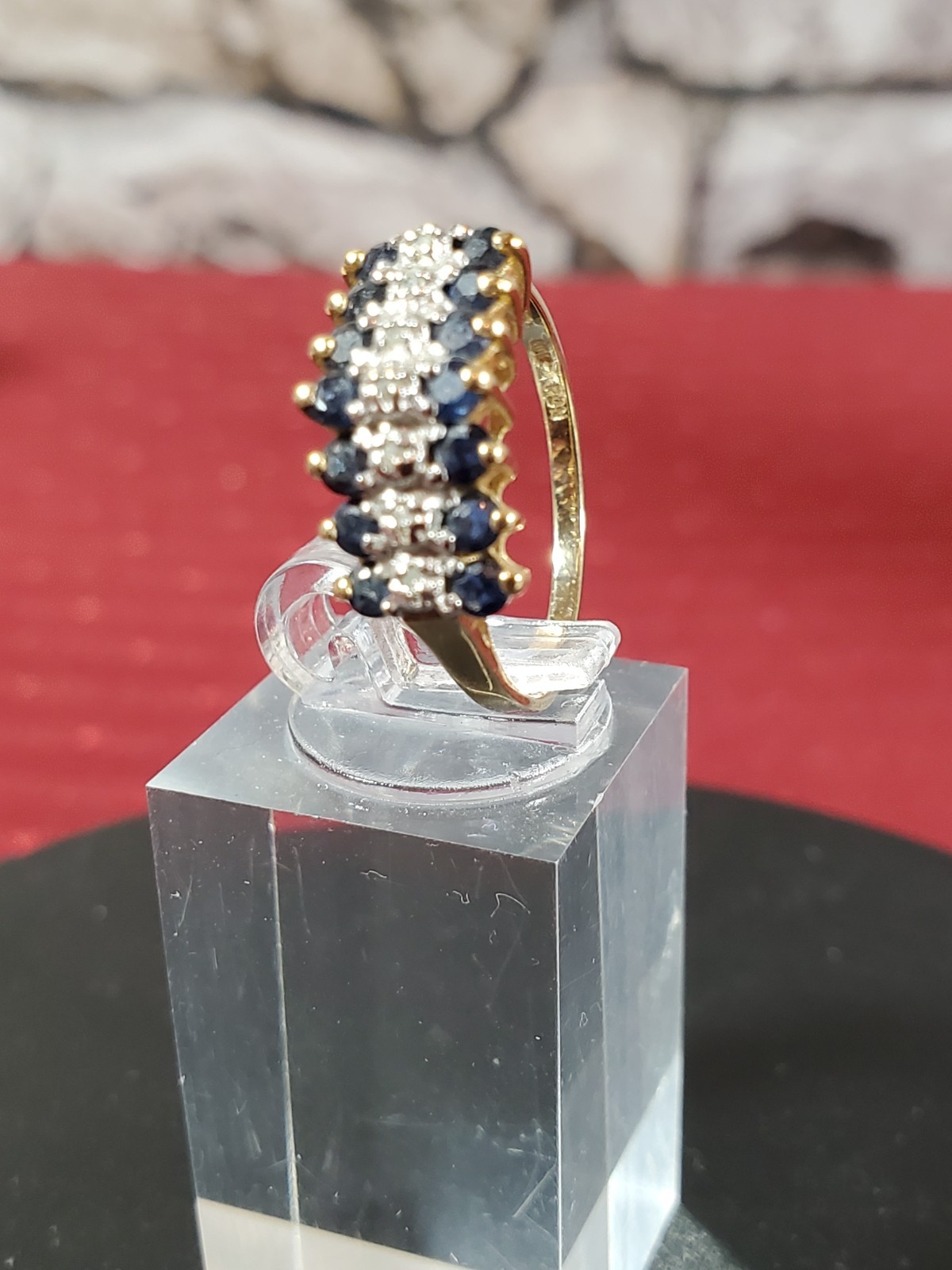 14K Gold Natural 12 Sapphire & 7 Diamond Ring VTG Estate 2.28g Size 7.5 14K Gold Natural 12 Sapphire & 7 Diamond Ring VTG Estate 2.28g Size 7.5