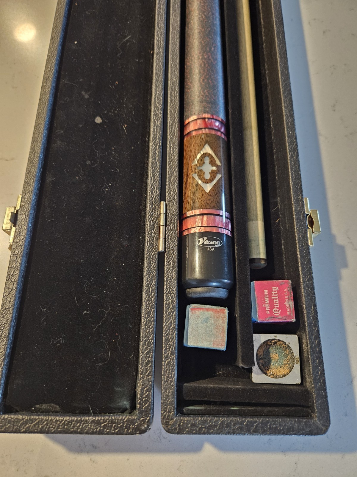 Vintage Viking Cue Q-14 In Pink 1996-1999 With Case Vintage Viking Cue Q-14 In Pink 1996-1999 With Case