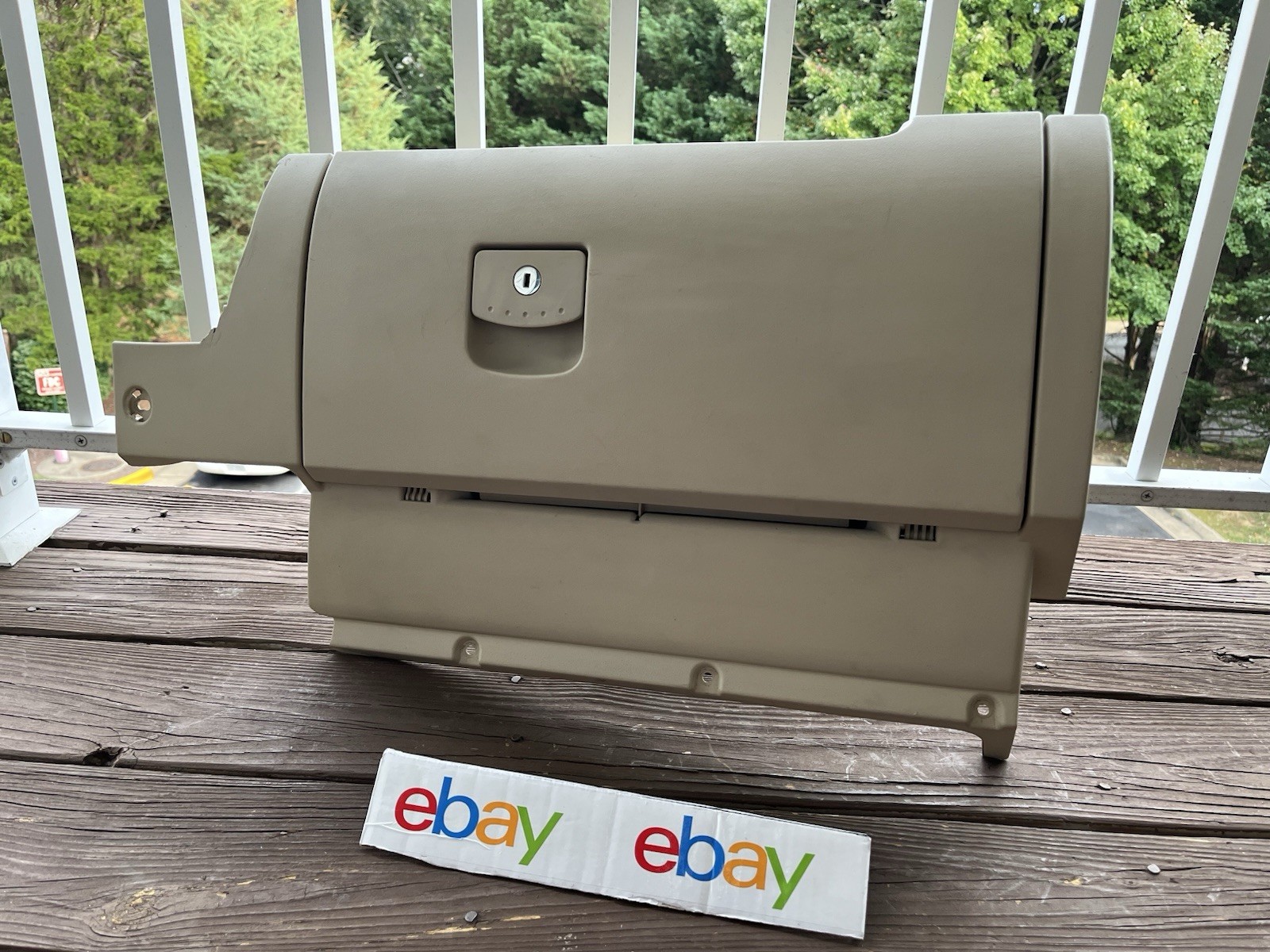 ✅ 1998-2010 OEM VW New Beetle Glovebox - Tan Beige - NICE LQQK ✅ ✅ 1998-2010 OEM VW New Beetle Glovebox - Tan Beige - NICE LQQK ✅
