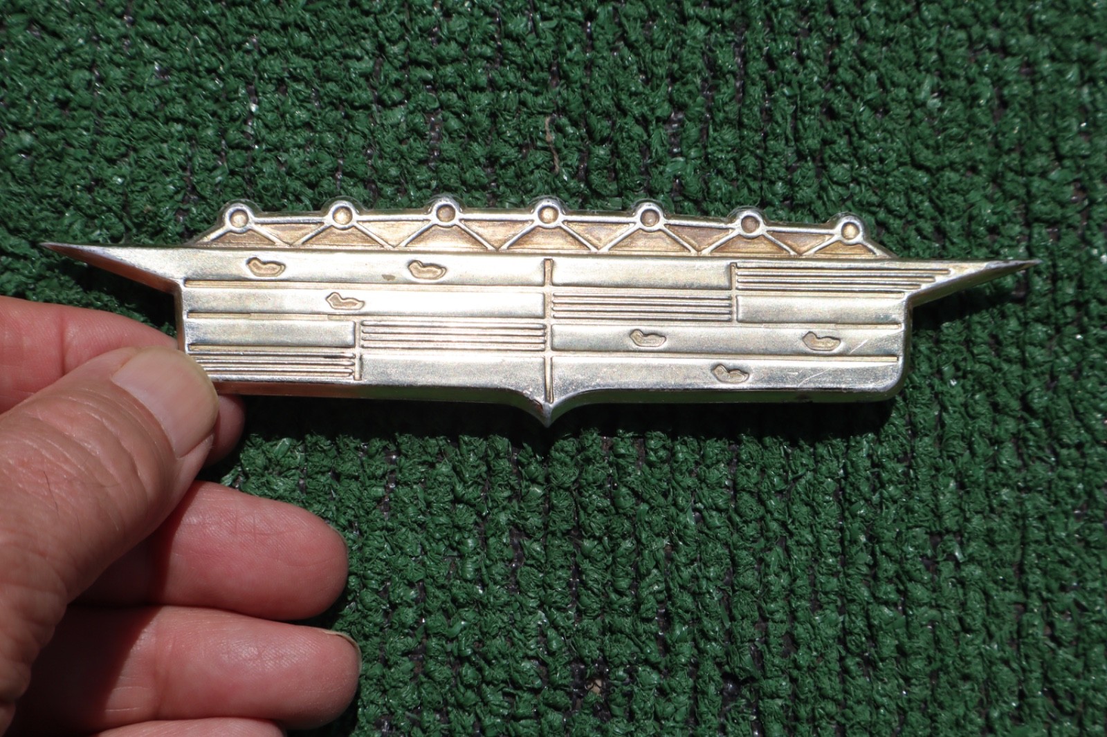 1956 1957 1958 Cadillac fender emblem 56 57 58