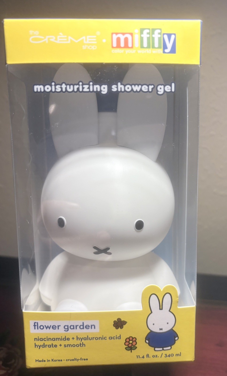 Dick Bruna Miffy Soap dispenser shower gel, White ceramicblue pump, Creme Miffi Dick Bruna Miffy Soap dispenser shower gel, White ceramicblue pump, Creme Miffi