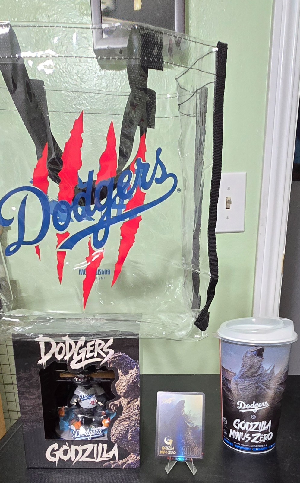 2026 LA Dodgers Godzilla Minus Zero Bobblehead/Card/Bag/Cup Bundle 2026 LA Dodgers Godzilla Minus Zero Bobblehead/Card/Bag/Cup Bundle