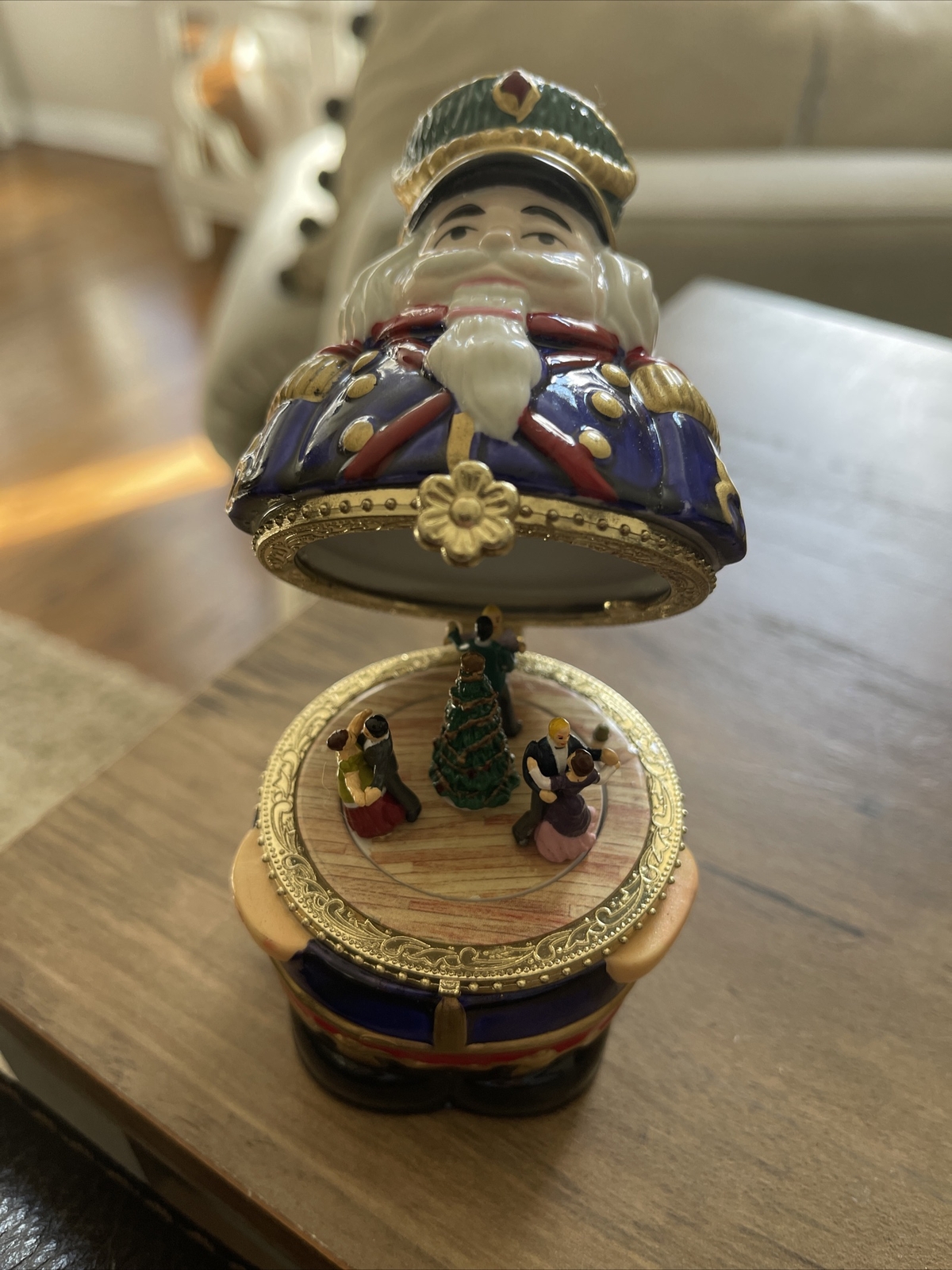 Mr Christmas Toy solider Animated Dancing Couple Music Box Mr Christmas Toy solider Animated Dancing Couple Music Box