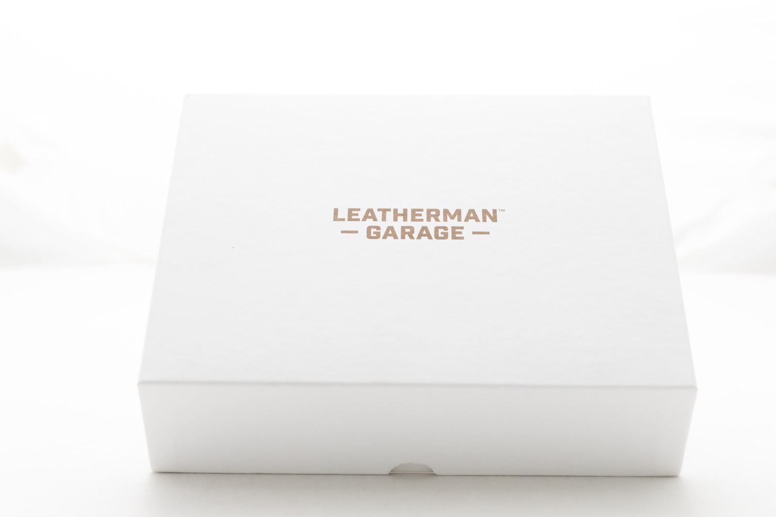 White Leatherman Garage Batch #005 40th Anniversary Tool Limited Rare
