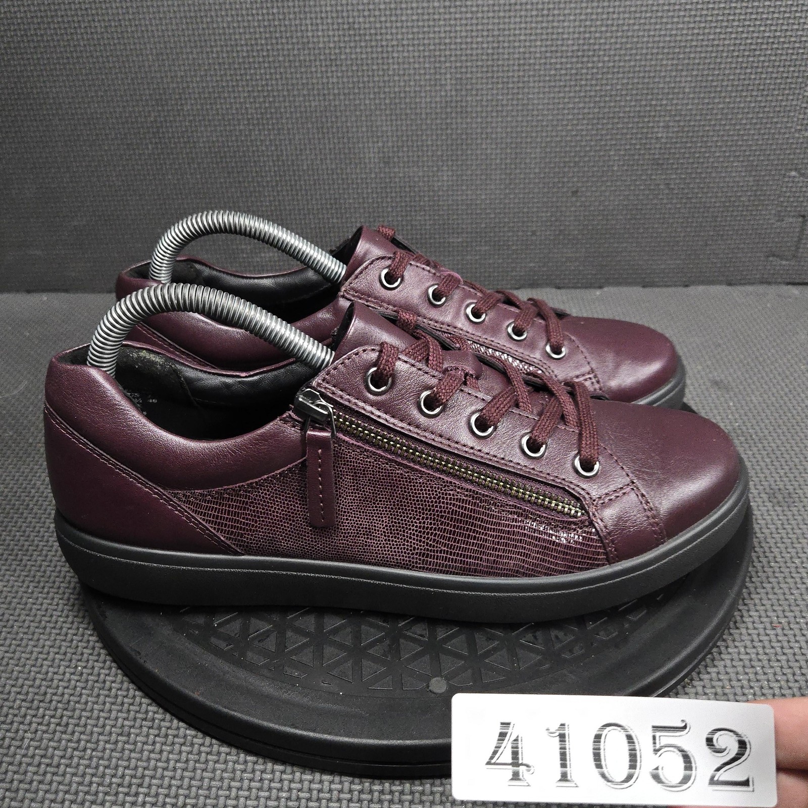 Hotter Chase Shoes Womens Size 8.5 Red Leather Zip Lace Up Comfort Sneakers