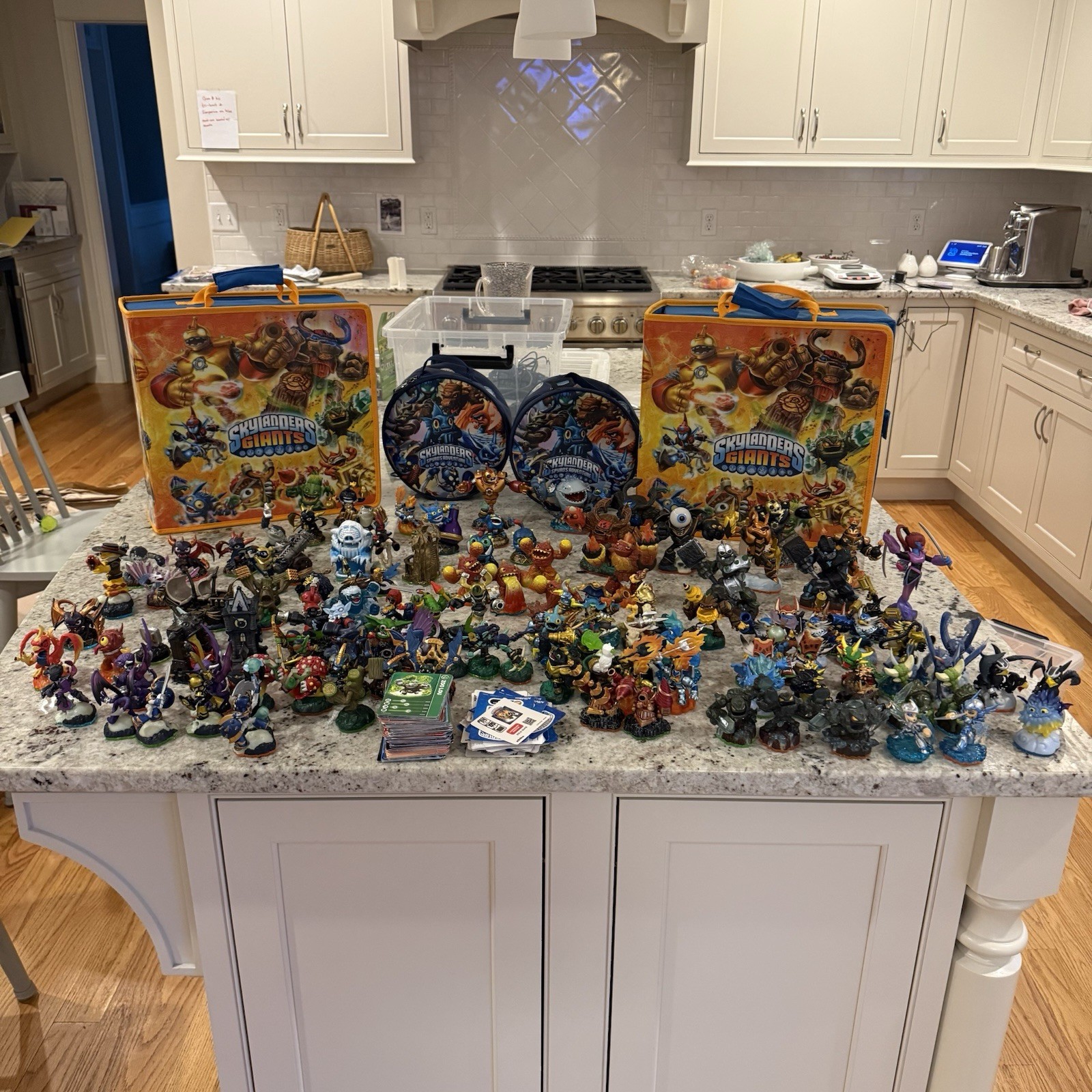 Large Skylanders Figure & Accessory Lot (Read Description) Giants Spyro Swap Etc
