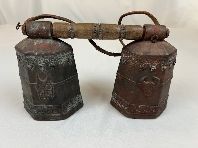 Beautiful Pair of Antiq. Indonesian Brass/Bronze Clapper Bells (Ling) /Wood Yoke Beautiful Pair of Antiq. Indonesian Brass/Bronze Clapper Bells (Ling) /Wood Yoke