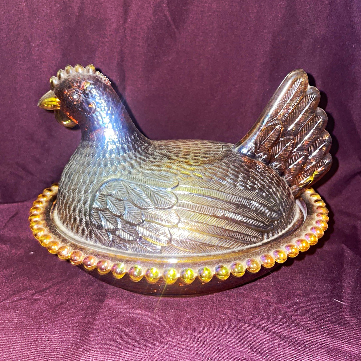Amber Iridescent Glass Hen on Nest Trinket Box w/ Removable Lid Amber Iridescent Glass Hen on Nest Trinket Box w/ Removable Lid