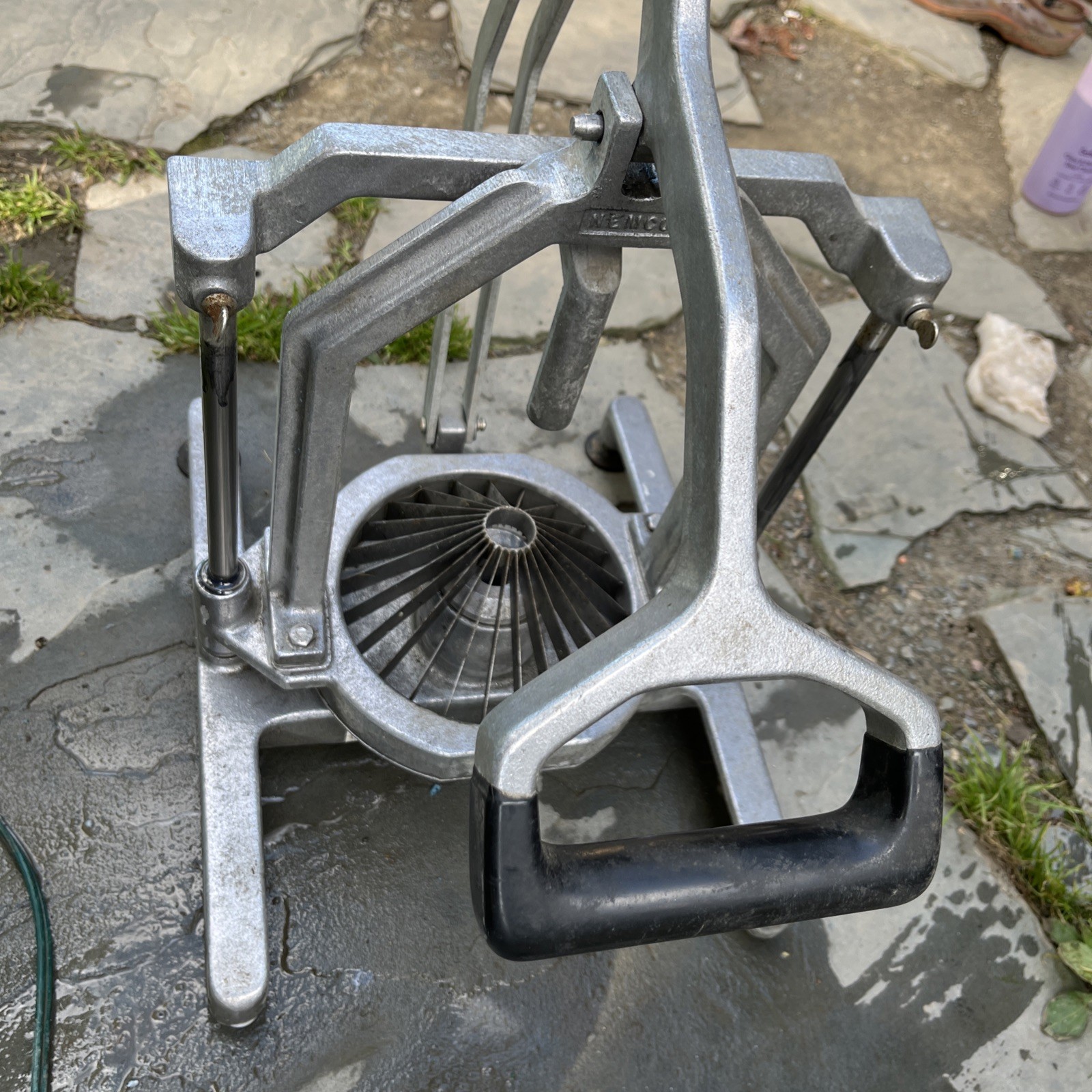 Nemco 55700 Flowering Onion Industrial Cutter Blooming Onion Nemco 55700 Flowering Onion Industrial Cutter Blooming Onion