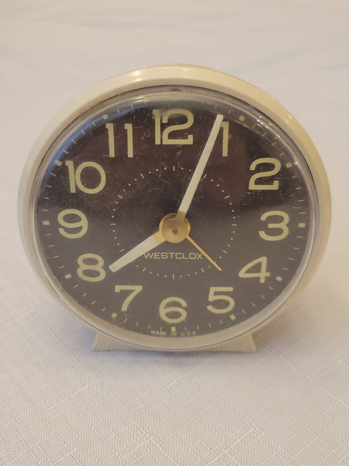 Vintage Westclox Wind-Up Alarm Clock Cream Black Face Retro Made in USA Untested Vintage Westclox Wind-Up Alarm Clock Cream Black Face Retro Made in USA Untested