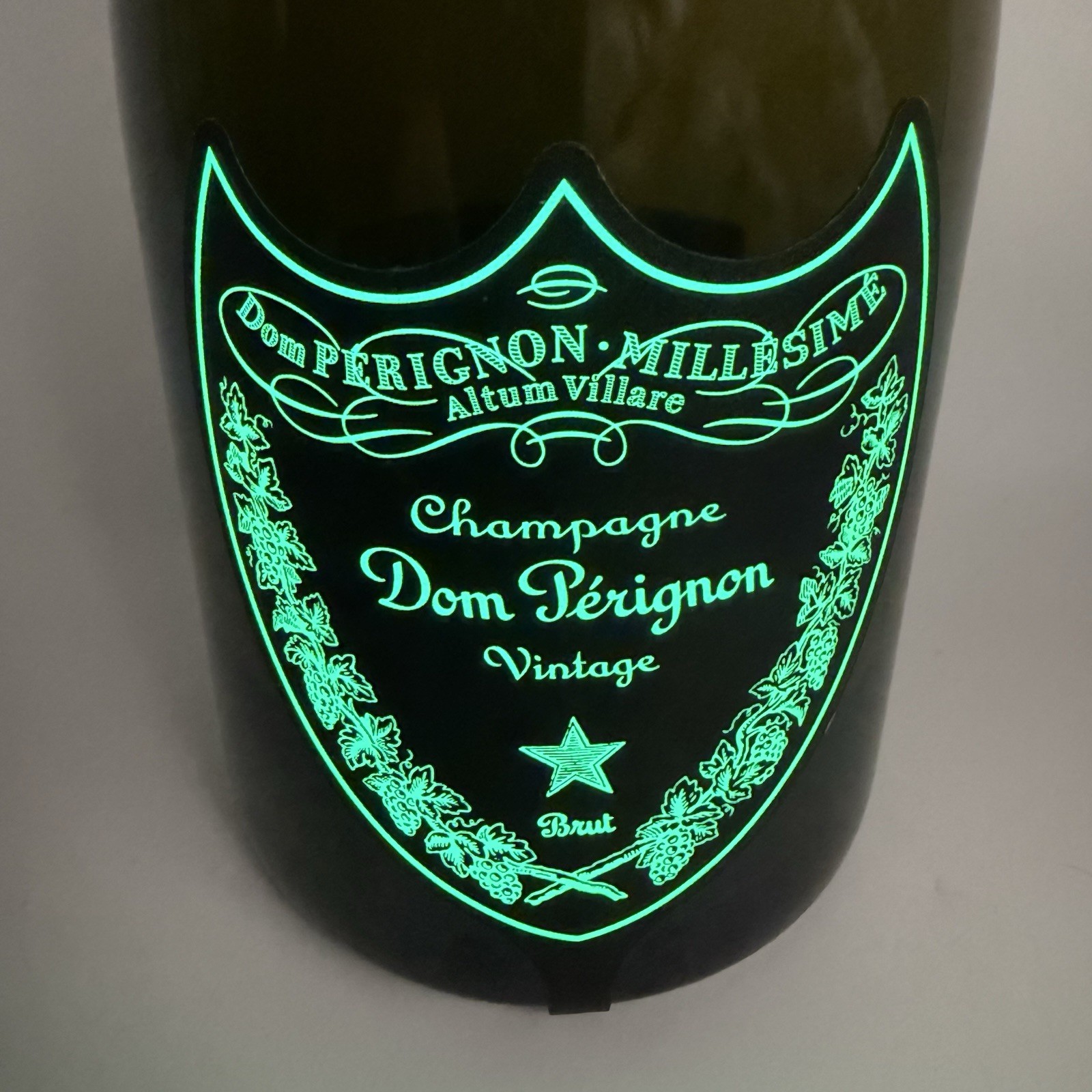 Dom Perignon Brut Luminous Light Up 1 Empty Bottle 750ml Dom Perignon Brut Luminous Light Up 1 Empty Bottle 750ml