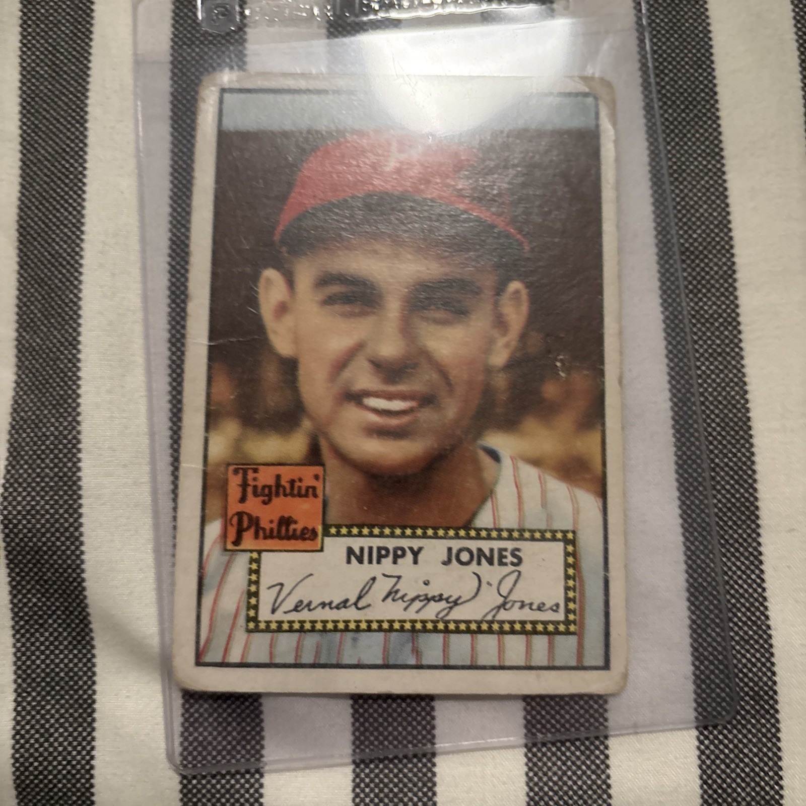 1952 Topps Set-Break #213 Nippy Jones VG 1952 Topps Set-Break #213 Nippy Jones VG