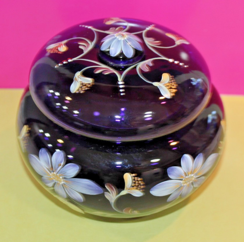Vtg. Fenton Royal Purple Hand Painted Colonial Scroll Powder Jar Ltd. Edition Vtg. Fenton Royal Purple Hand Painted Colonial Scroll Powder Jar Ltd. Edition