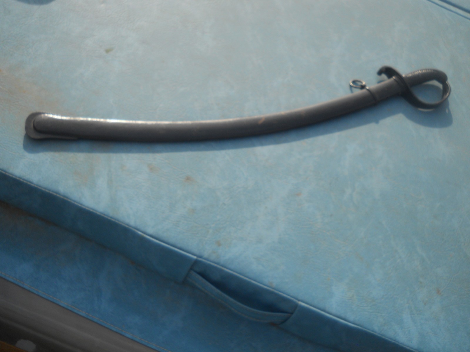 WW1 GERMAN SWORD BAVARIAN M1813 HUSSAR MASSIVE ARTILLERY SABER DATED 1915 WW1 GERMAN SWORD BAVARIAN M1813 HUSSAR MASSIVE ARTILLERY SABER DATED 1915